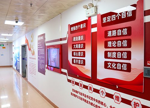 强化标杆引领，推进阵地建设